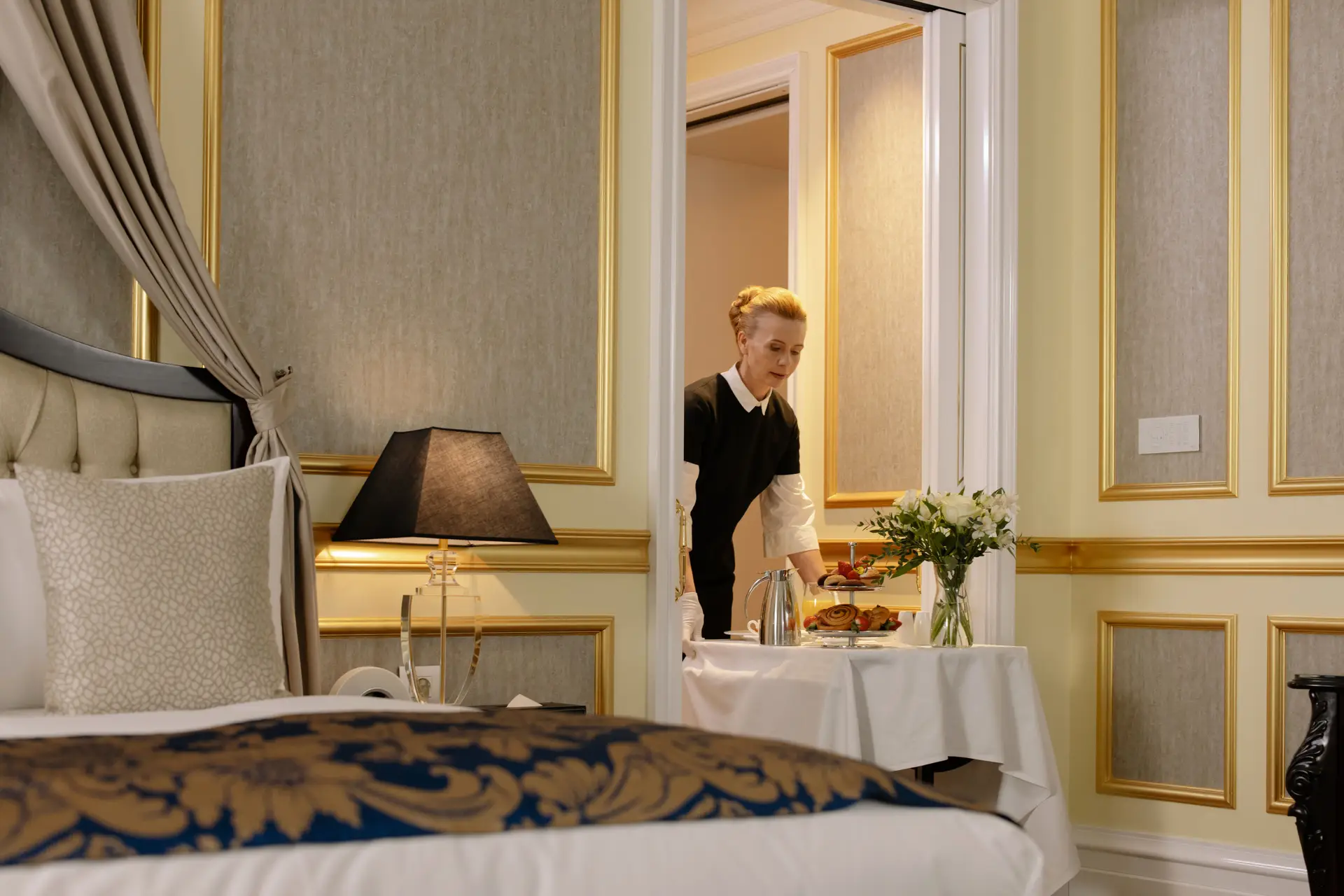 Gourmet room service delivery