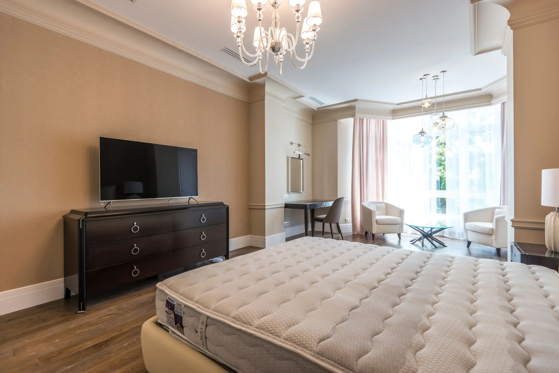 Executive King Room
